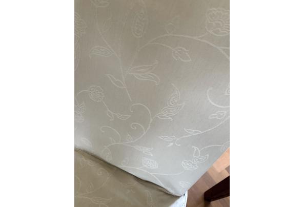 8 eetkamerstoelen - IMG_2407