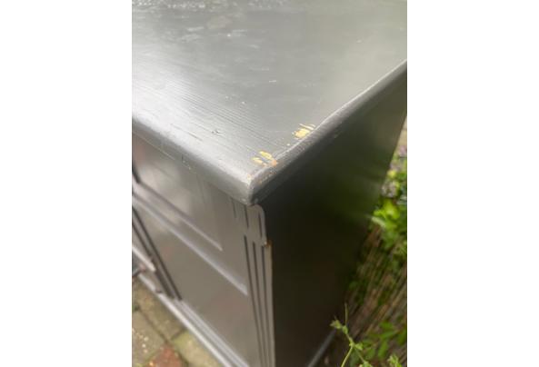 Leuke houten kast - 4e11c4ea-2127-4e44-b7d5-c8e5f8226b76