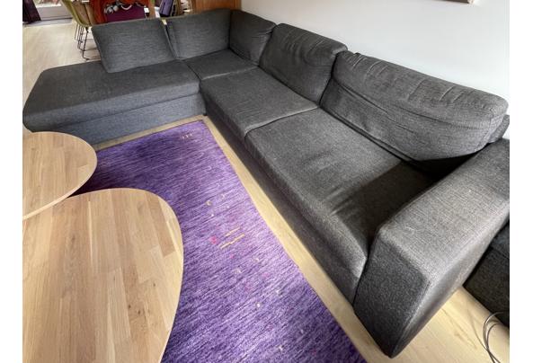 Hoekbank met chaise longue rechts dondergrijs - IMG_1555