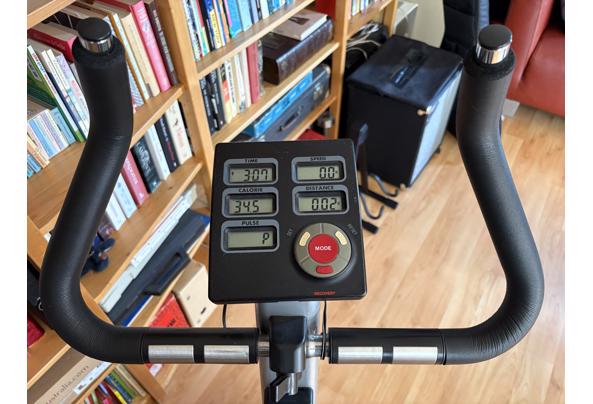 Hometrainer met magnetische weerstand - IMG_9517