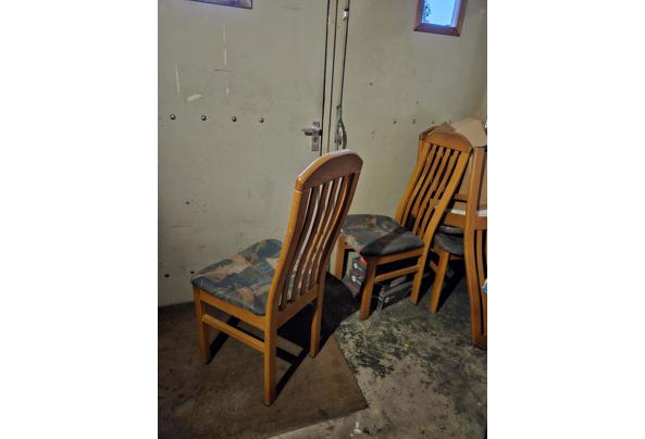 eettafel met 4 stoelen, massief eiken 85 x 145/195 - 20261022_081700