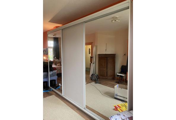 Grote witte inbouwkast ca 3m x 60cm  - IMG_2387