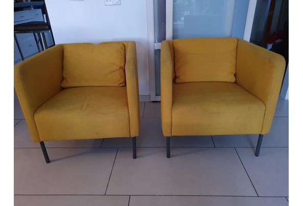 Twee gele fauteuilles - 20201117_163524