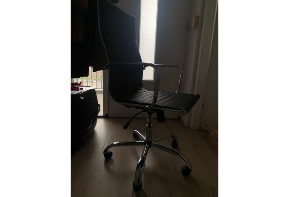 Zwarte bureaustoel - WhatsApp-Image-2023-02-03-at-09-33-15