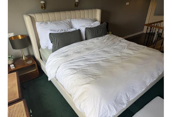Tweepersoonsbed (lattenbodem, zonder matras) - 1