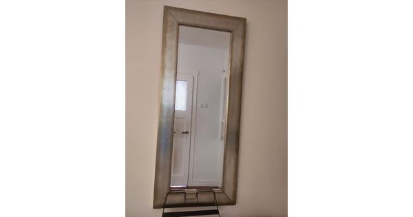 Mooie grote spiegel 60 x 140 cm incl. lijst