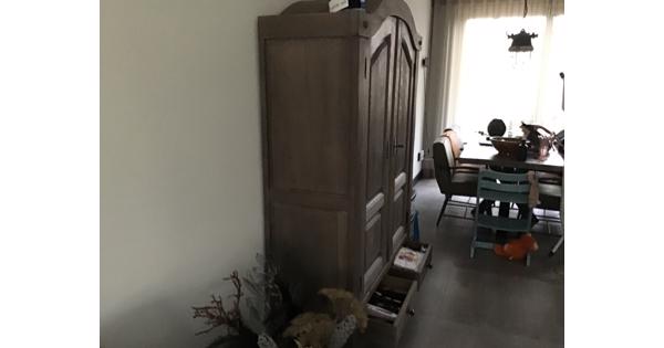 Gratis ophalen eiken kast