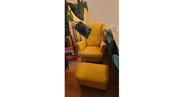 Ikea stoel; STRANDMON Oorfauteuil, Skiftebo geel