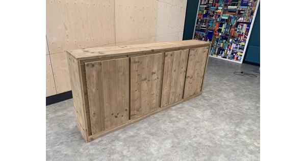 Steigerhouten wandkast / dressoir