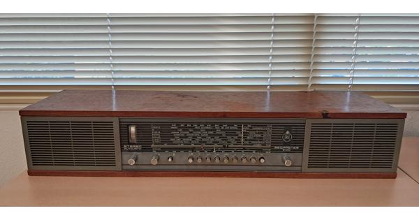 Nostalgische tuner/versterker B&O