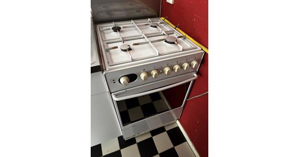 ATAG gasfornuis met oven en grill.
