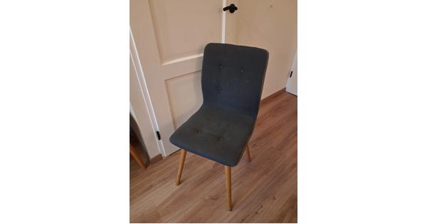 4 stoelen
