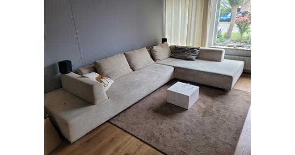 Strakke design lounge hoekbank