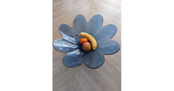Blauwe glazen fruitschaal