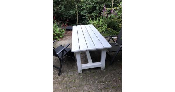 Tuintafel stevig