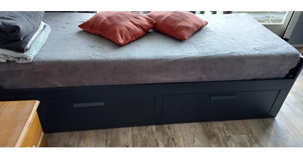 1-persoonsbed uitschuifbaar tot 2-persoonsbed