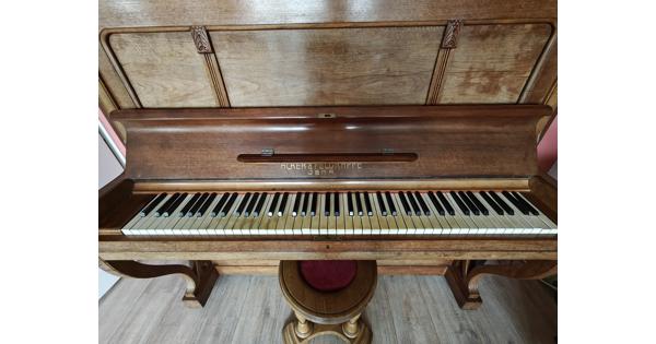 Antieke piano Acker & Feldrappe (Jena)