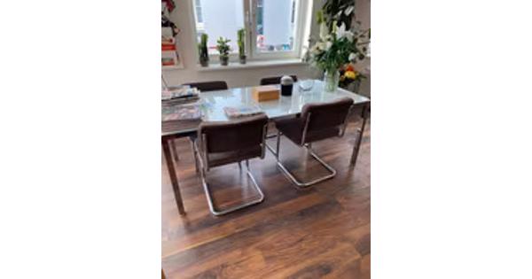 TAFEL IKEA CHROOM KLEUR MET WITGLAS