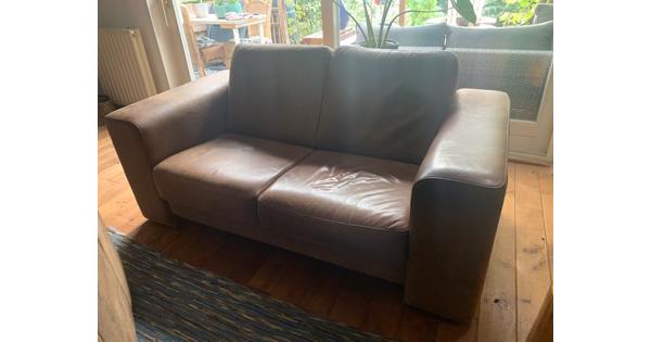 2 stuks leren bankstel, 1 tweezitter van 170 cm en 1 2,5 zitter van 200 cm