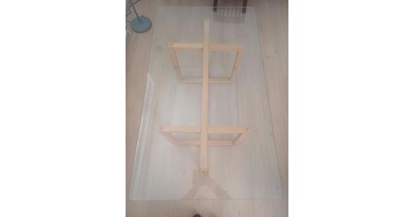 Wegens kleiner wonen, is de tafel overbodig geworden