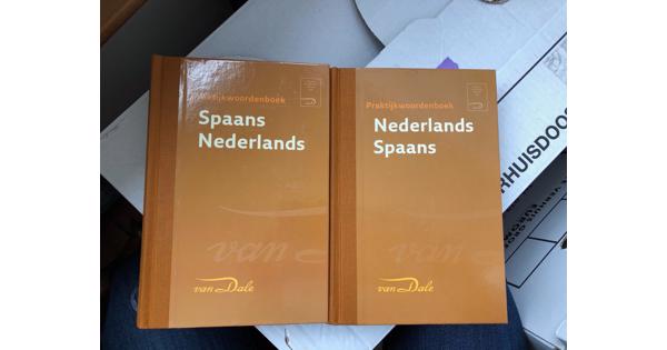 Woordenboek Nederlands-Spaans / Spaans-Nederlands