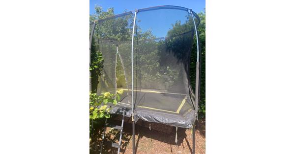 Trampoline