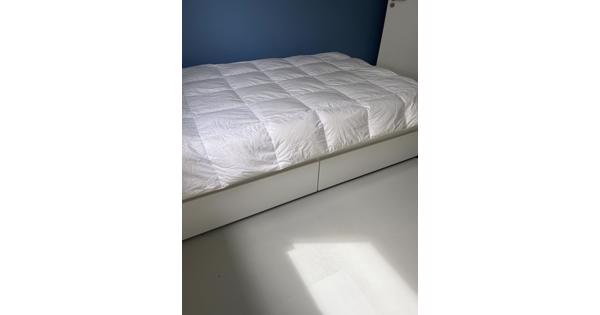 Ikea Malm bed 140x200 met 2 lades