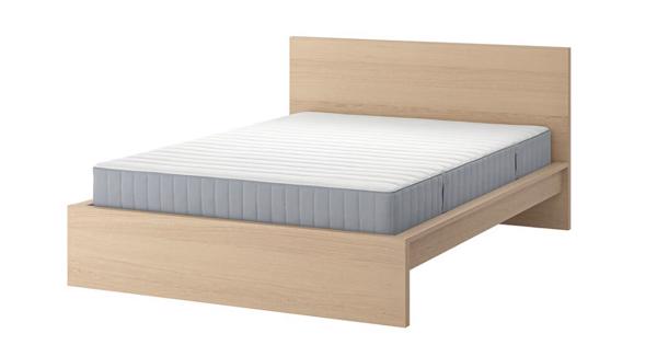Ikea bed Malm 140x200 cm