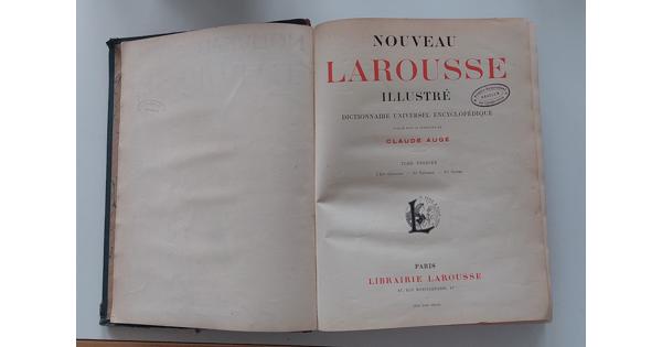 Nouveau Larousse illustré encyclopedie