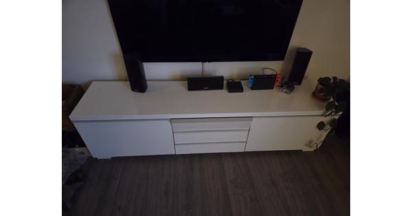 Tv-meubel IKEA in goede staat