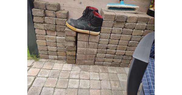 Tuintegels 10x10 en 13,5 bij 13,5