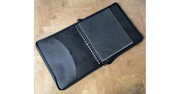 Portefolio met plastic mappen