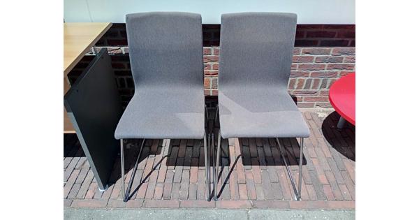 diverse stoelen (meer dan op de foto)