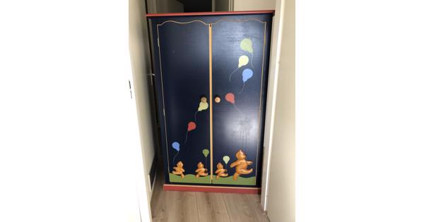 Kleding Kast en commode/bureautje voor kinderkamer