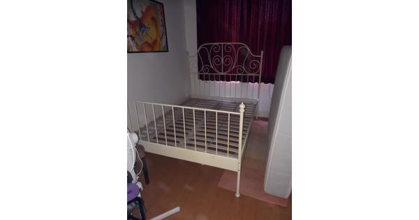 Bedframe twijfelaar