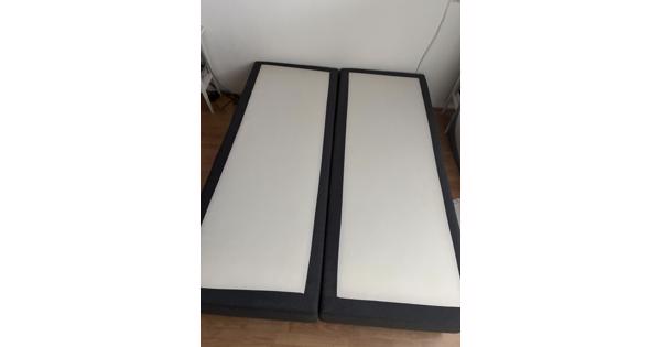Twee mooie boxspring matrassen