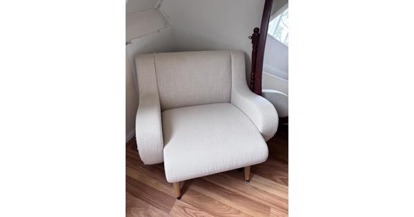 beige stoel/fauteuil