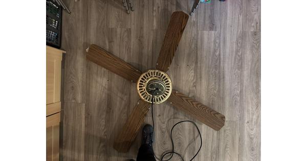 Gebruikte, nog werkende ventilator