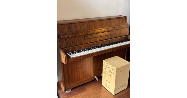 Bechner piano, goede oefenpiano!