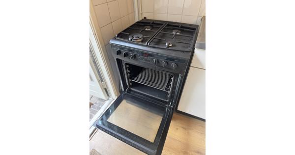 Oven + fornuis Iventum (vandaag ophalen!)