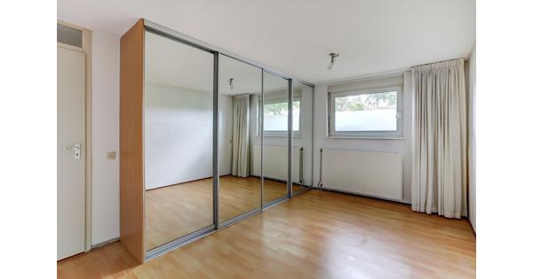 4 spigeldeuren voor kast 349x229cm