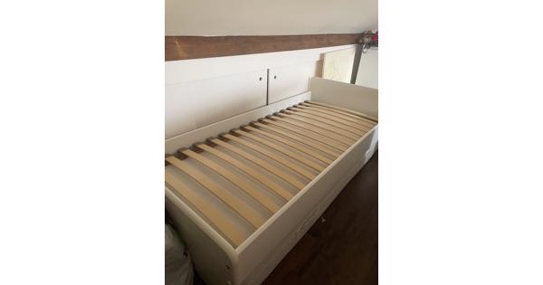 GRATIS eenpersoons bed frame 90x200