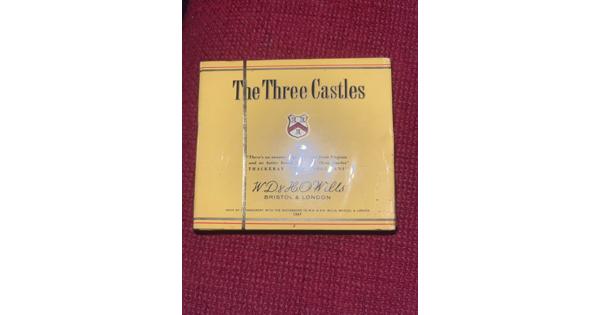 The three castles cigarettes