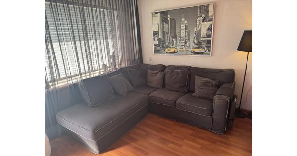 Donkergrijs bankstel