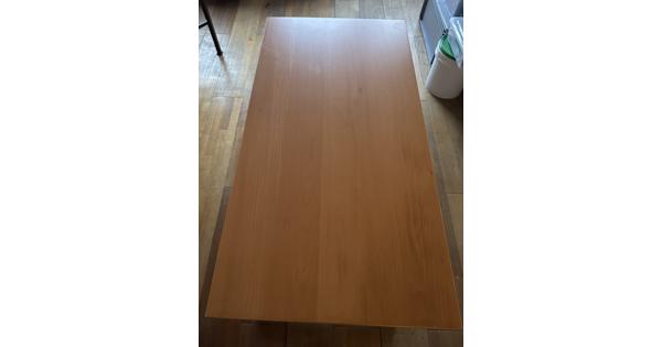 Bureau in bruikbare staat