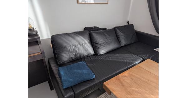 Ikea hoekbank (bed) gratis af te halen 
