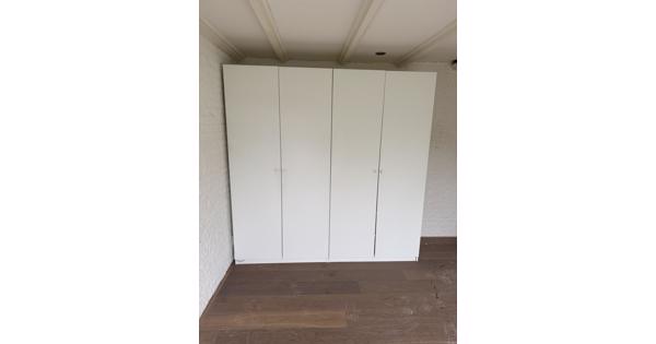 Kleding Kast gratis op te halen