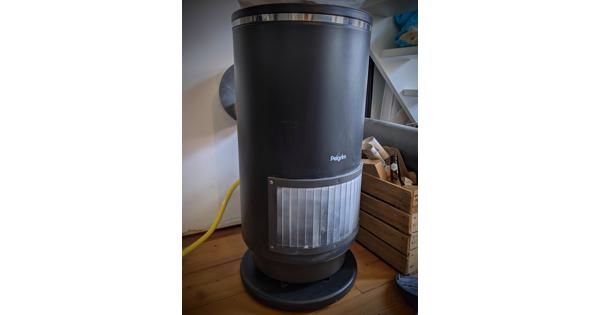 2 kachels (pelgrim en Benraad)