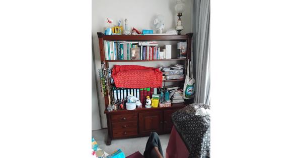 Boekenkast en buffetkast