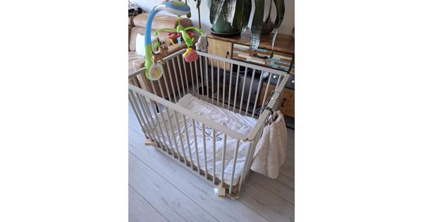 baby box met kleed en speelgoedtas